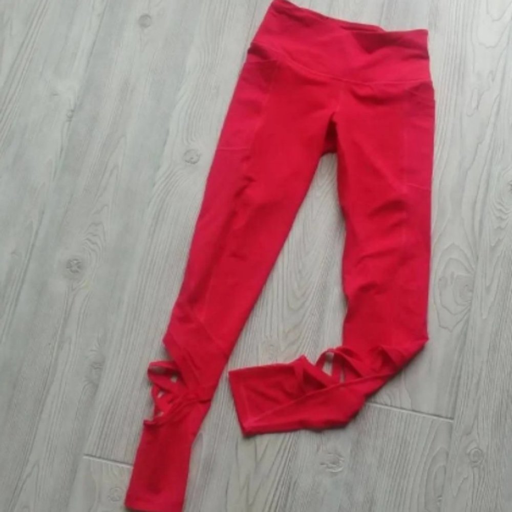 COPY - Victoria Sport Red Leggings